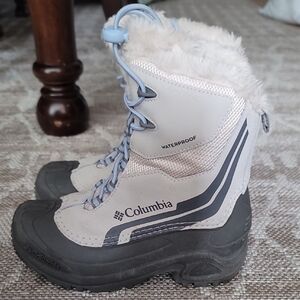 Columbia Kids Light Gray and Dark Gray Waterproof Winter Boots